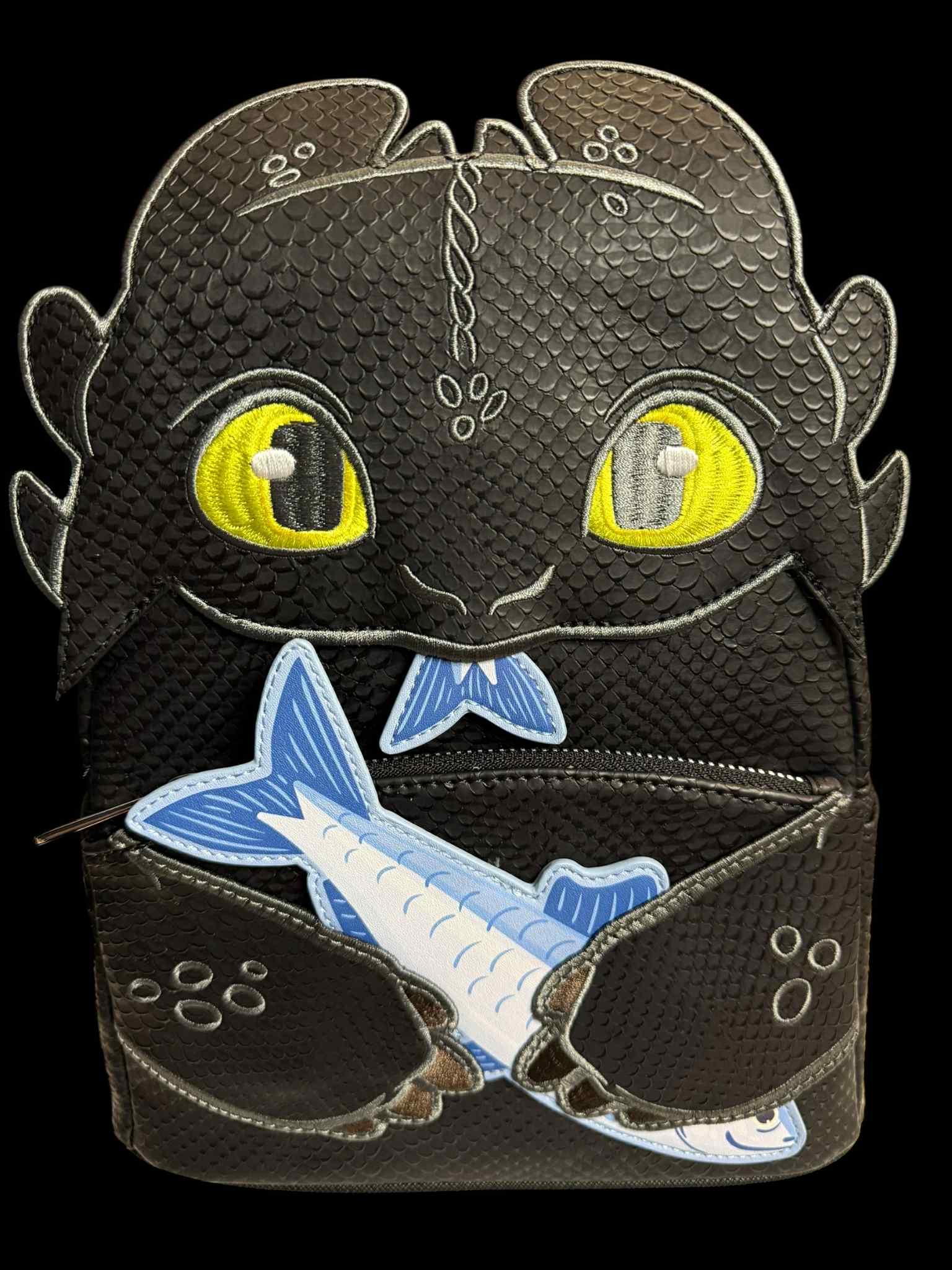 Loungefly DreamWorks How to Train Your Dragon Toothless  display picture 2