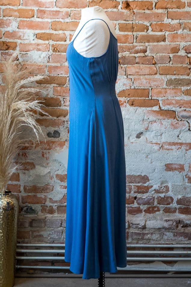 green emerald velvet dress Provence Bloom Tiered Midi Dress Floral Pink main image 0