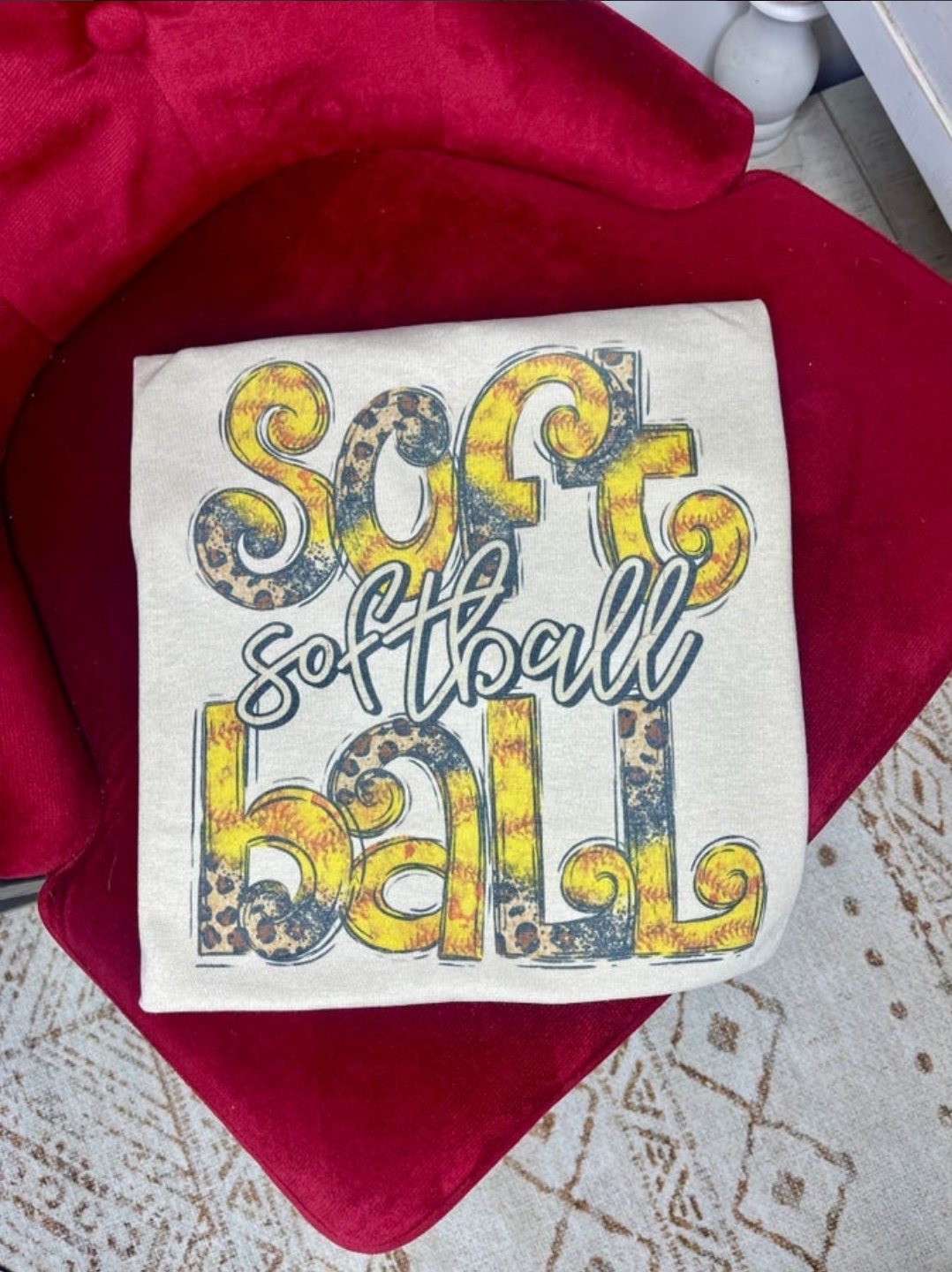 Softball (Tee)