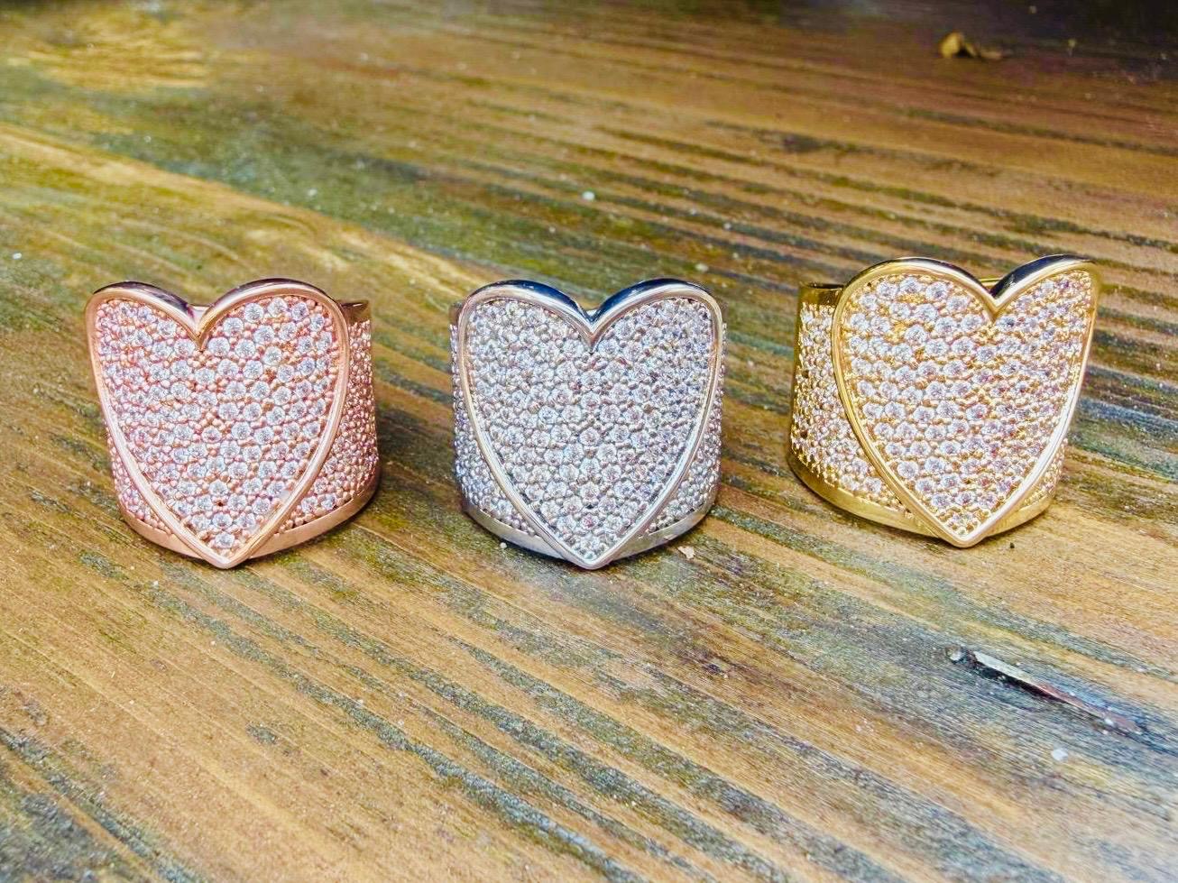Product: Italian Pave Wide Band Heart Ring