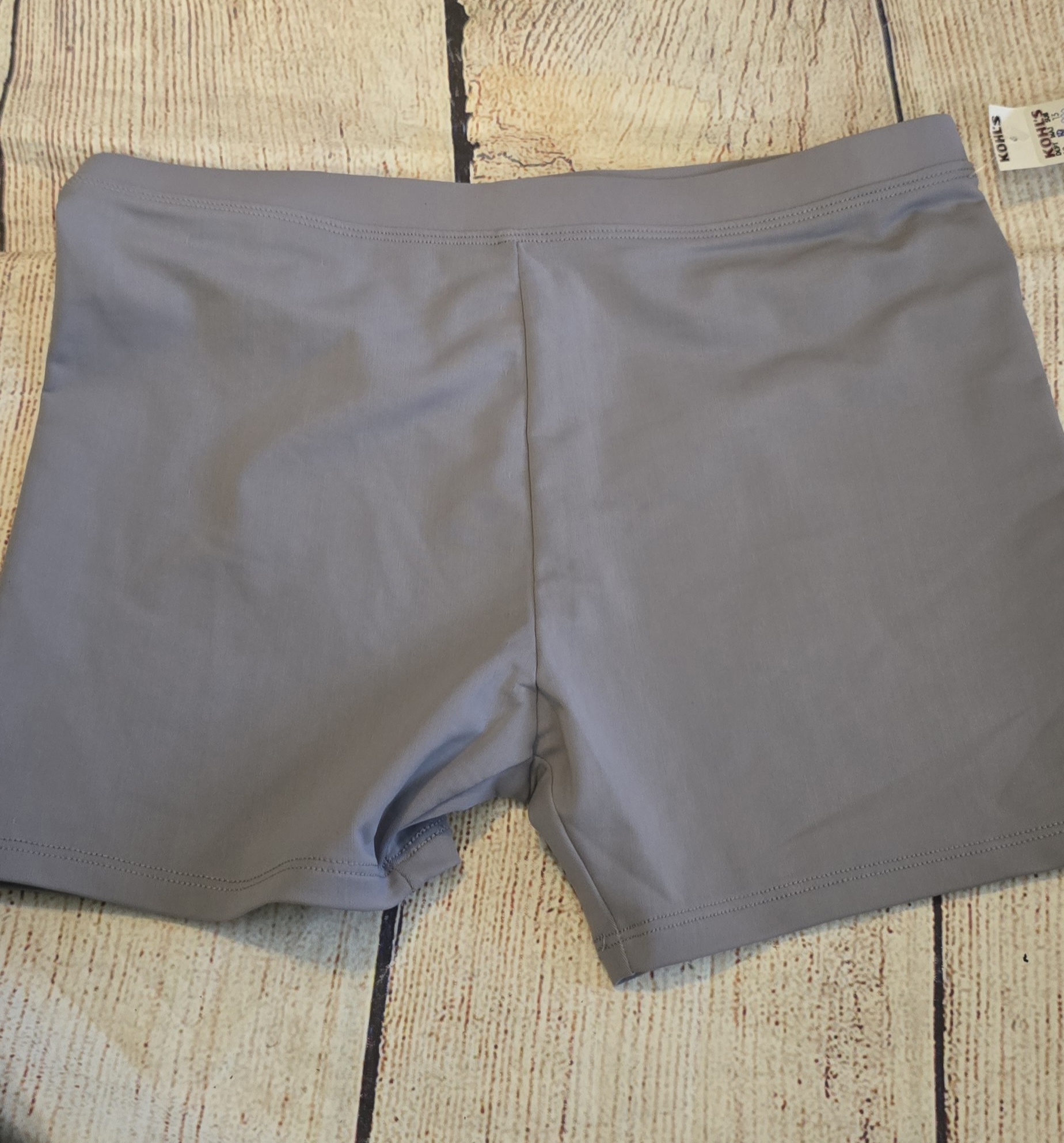 1 Pair Girls boy Shorts, Size XL Gray K4