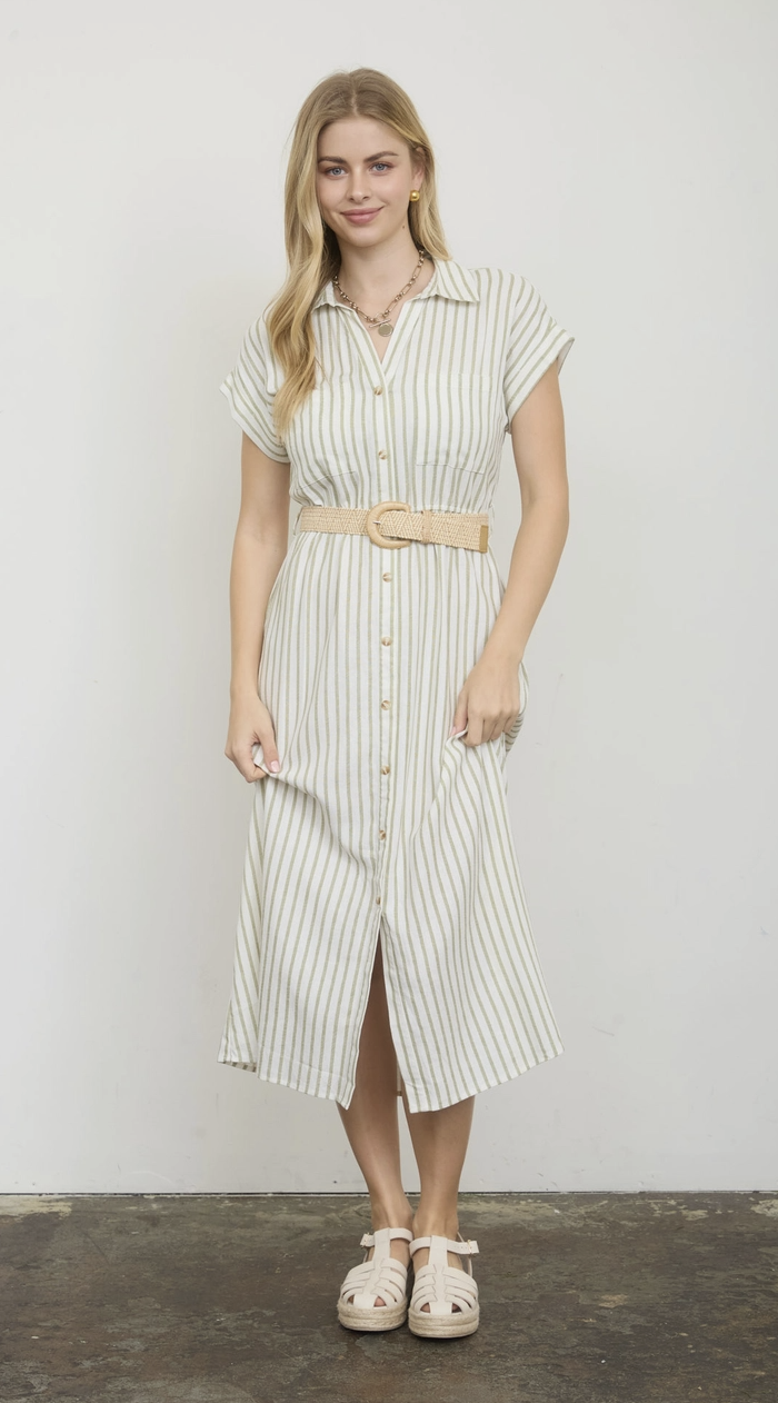 Floral Embroidery Denim Midi Dress | Me Encanta Floral Embroidery Denim Midi Dress | Me Encanta