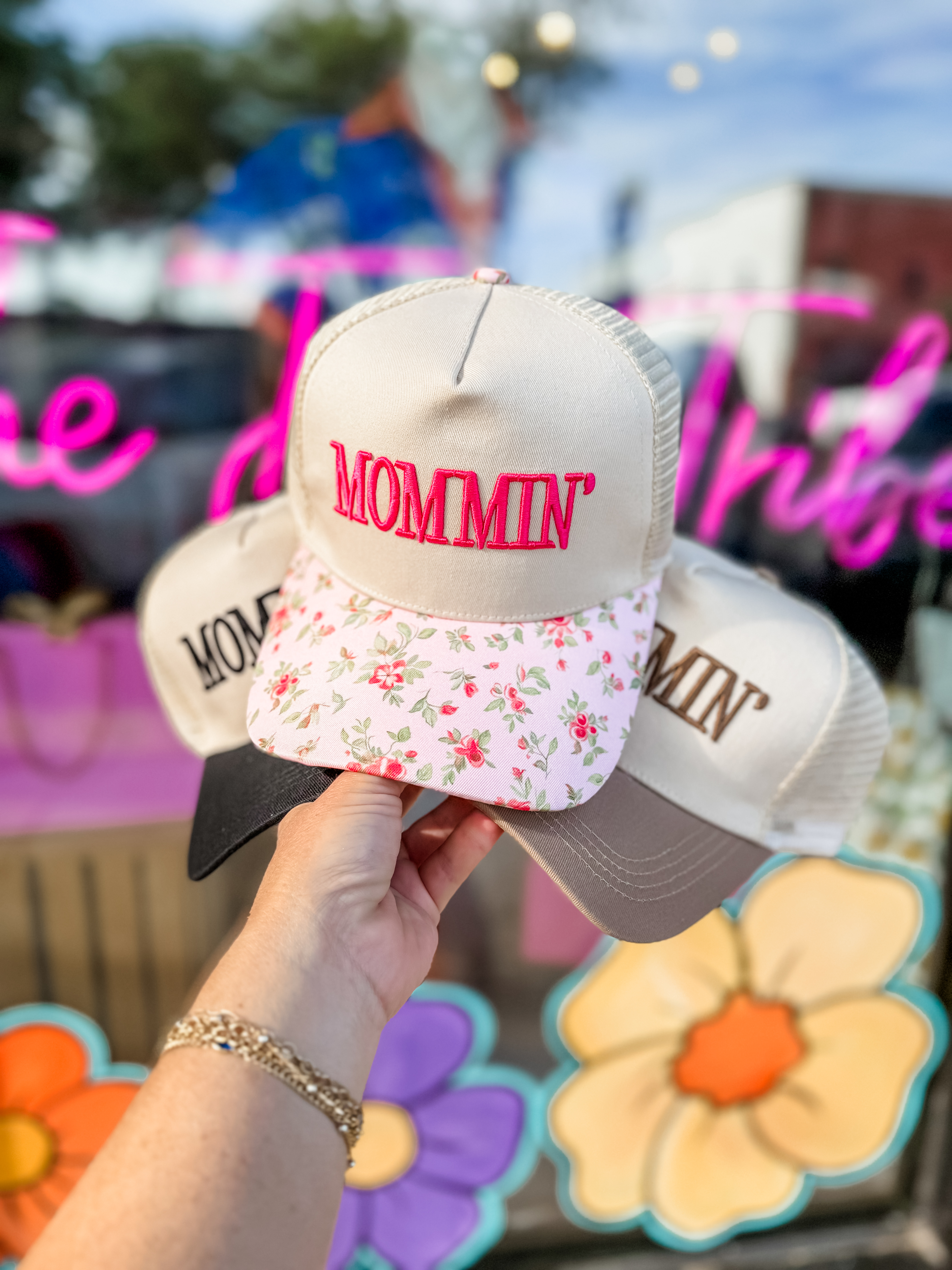 MOMMIN' Hat | The Fox Tribe Boutique | Comfy Casual Women's Clothing